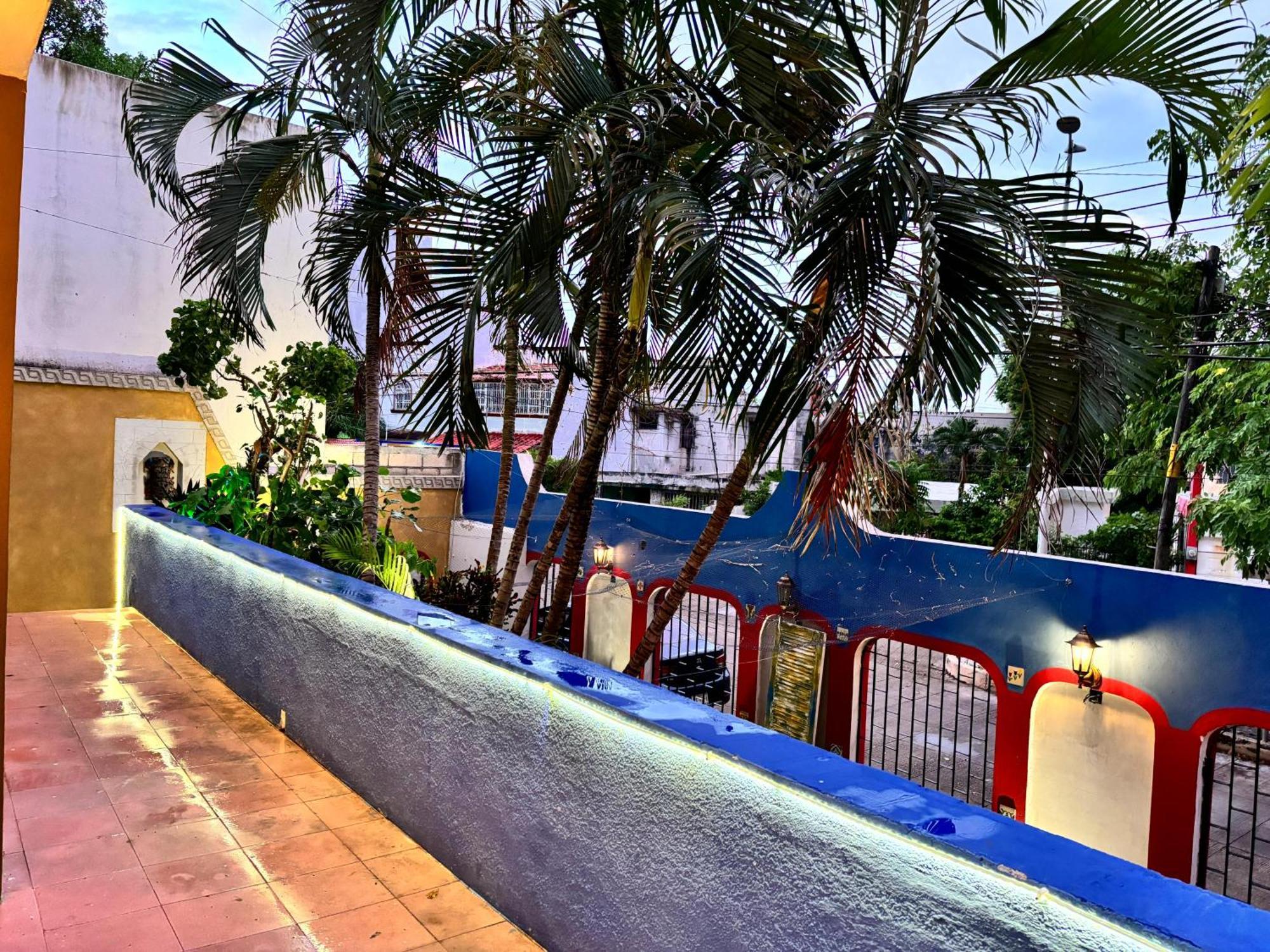 Casona Pueblo Magico -Suite And Family Rooms Cancún Exterior foto